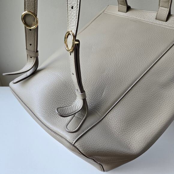 Cuyana 13" Pebbled Leather Stone Beige Laptop Backpack Work Travel - Picture 13 of 15